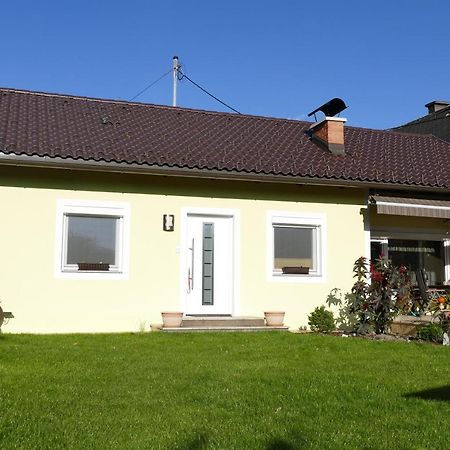 Ferienwohnung Stichauner 보덴스도르프 객실 사진